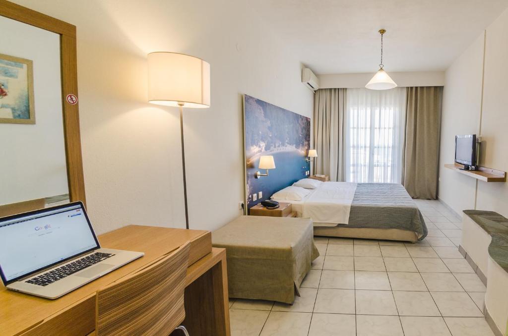 Hotel Nereides Patitírion Pokoj fotografie